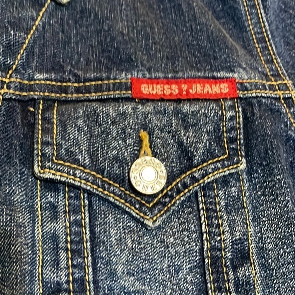 GUESS Denim Jean Jacket Size Small - Picture 7 of 9